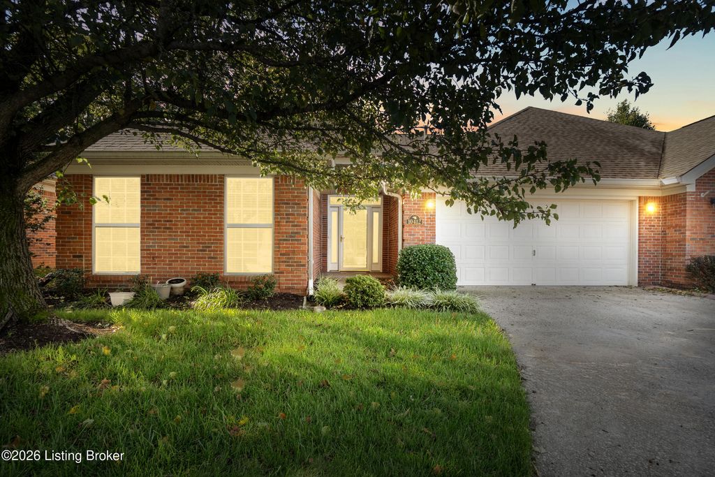 10412 Dove Chase Cir, Louisville, KY 40299