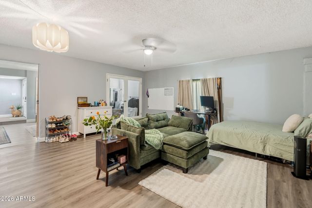 12801 N 15TH Avenue, Phoenix, AZ 85029