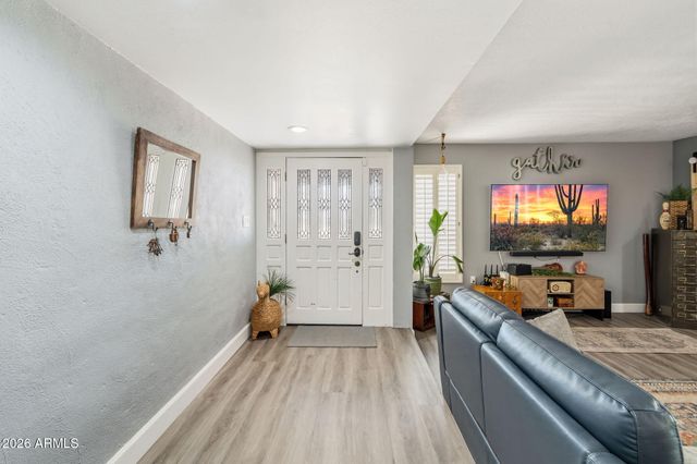 12801 N 15TH Avenue, Phoenix, AZ 85029