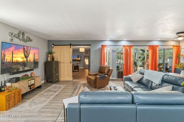 12801 N 15TH Avenue, Phoenix, AZ 85029