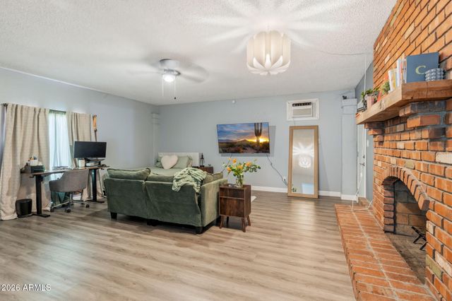 12801 N 15TH Avenue, Phoenix, AZ 85029