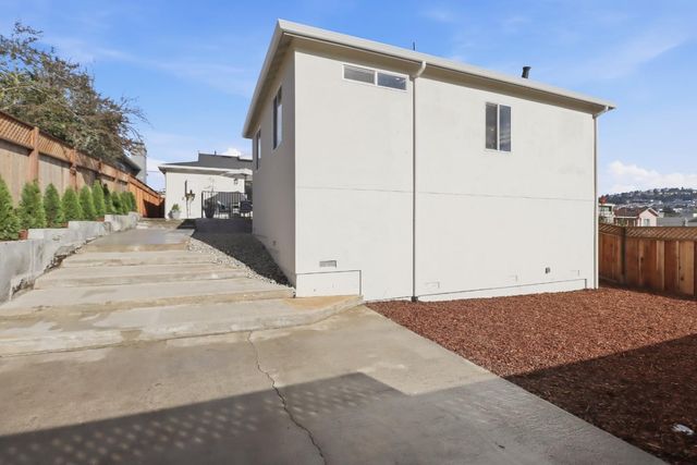 519 Midway Avenue, Daly City, CA 94015