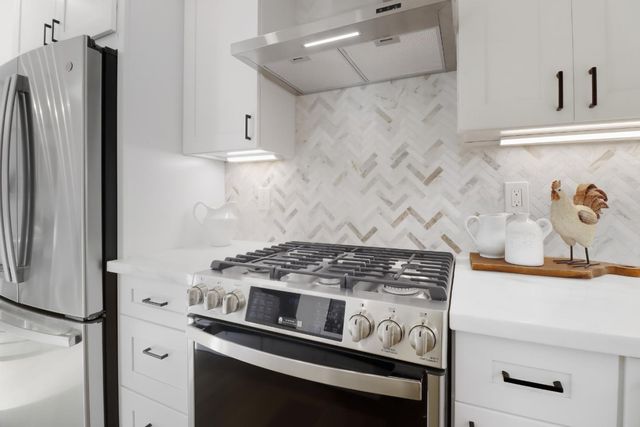 519 Midway Avenue, Daly City, CA 94015