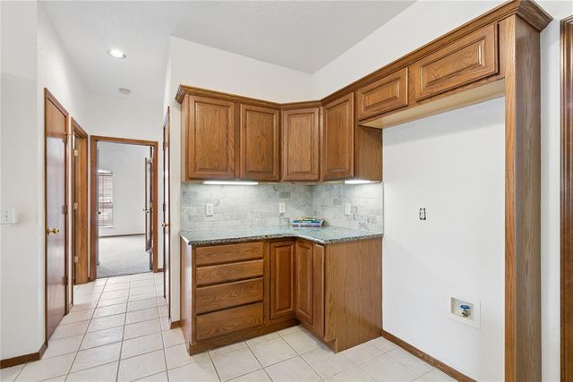 16104 Vintage Court, Edmond, OK 73013