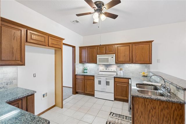 16104 Vintage Court, Edmond, OK 73013