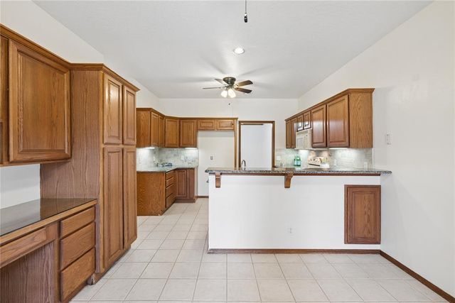 16104 Vintage Court, Edmond, OK 73013