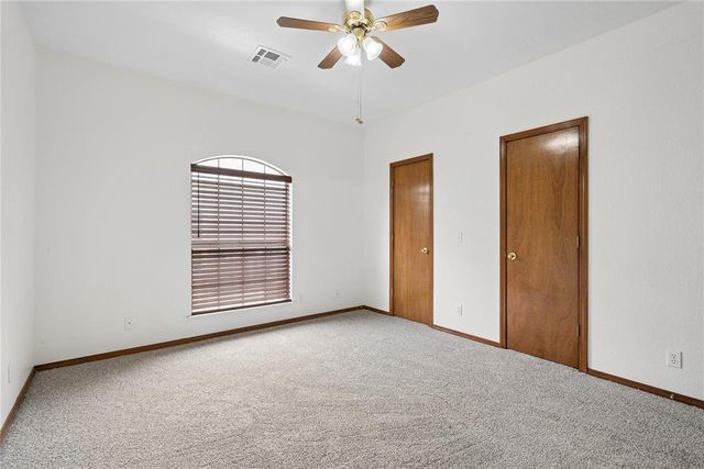 16104 Vintage Court, Edmond, OK 73013
