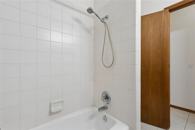 16104 Vintage Court, Edmond, OK 73013