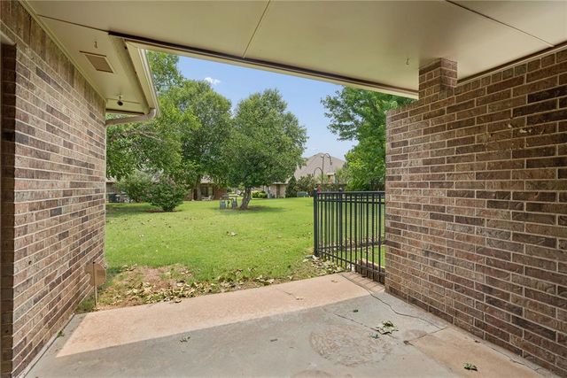 16104 Vintage Court, Edmond, OK 73013