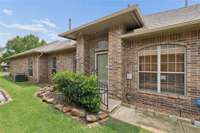 16104 Vintage Court, Edmond, OK 73013