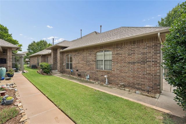 16104 Vintage Court, Edmond, OK 73013