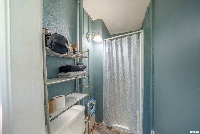 609 W ARMSTRONG Avenue, Peoria, IL 61606