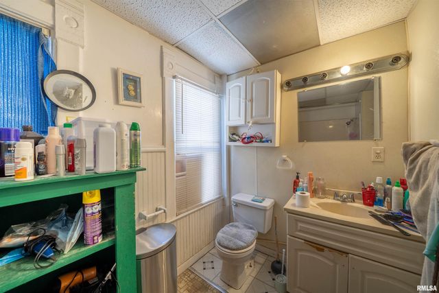 609 W ARMSTRONG Avenue, Peoria, IL 61606