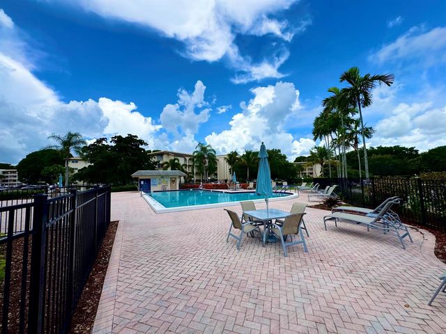 4401 Martinique Court G2, Coconut Creek, FL 33066