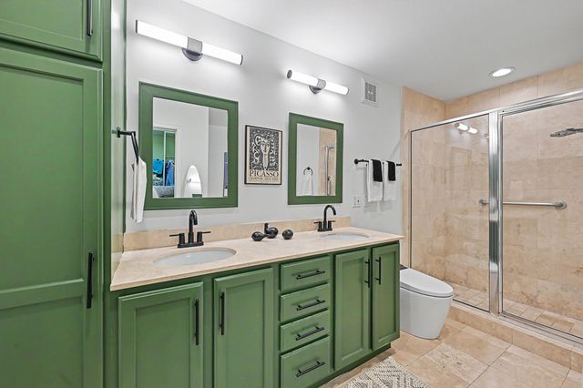 2520 Robinhood Street 402, Houston, TX 77005
