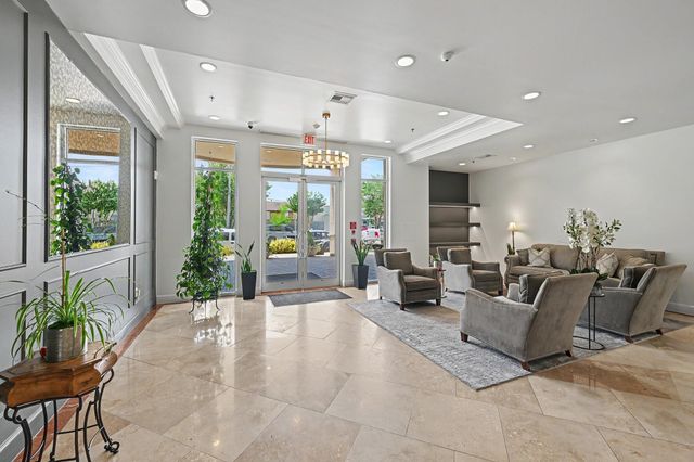 2520 Robinhood Street 402, Houston, TX 77005