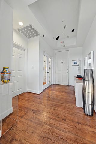 2520 Robinhood Street 402, Houston, TX 77005