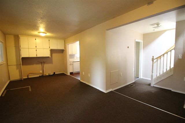 4120 1st Street, Wayne, MI 48184