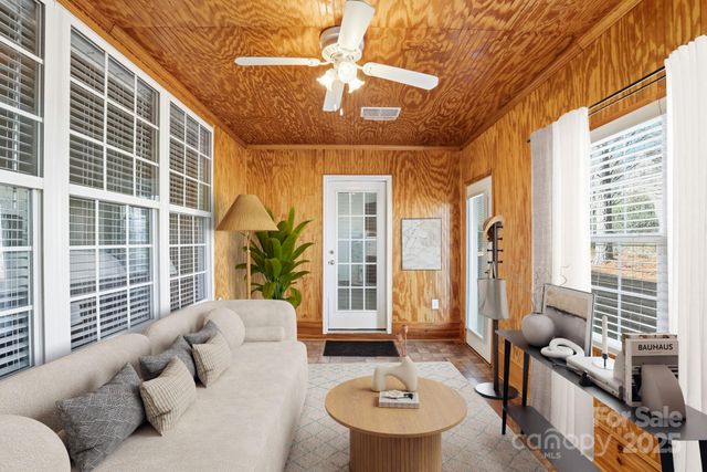 6246 Meadow Glen Lane, Harrisburg, NC 28075