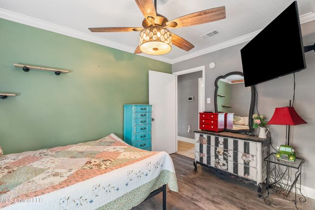 1201 N 34th Avenue, Hattiesburg, MS 39401