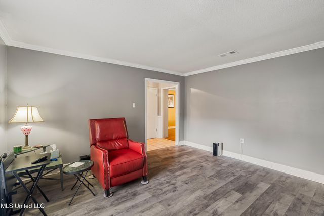 1201 N 34th Avenue, Hattiesburg, MS 39401