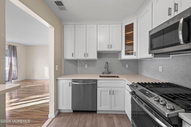 355 Sequoia Court, Howell, NJ 07731