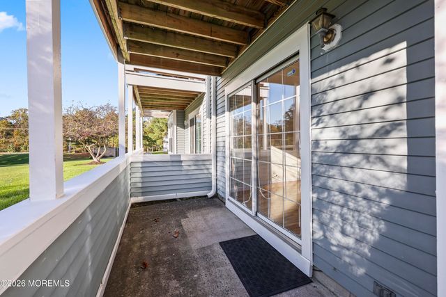 355 Sequoia Court, Howell, NJ 07731