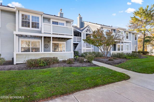 355 Sequoia Court, Howell, NJ 07731