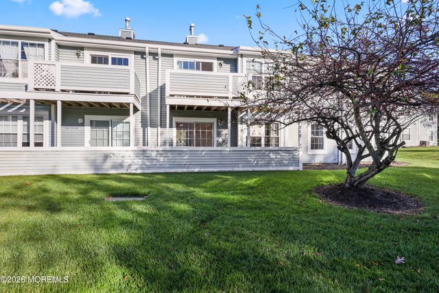 355 Sequoia Court, Howell, NJ 07731