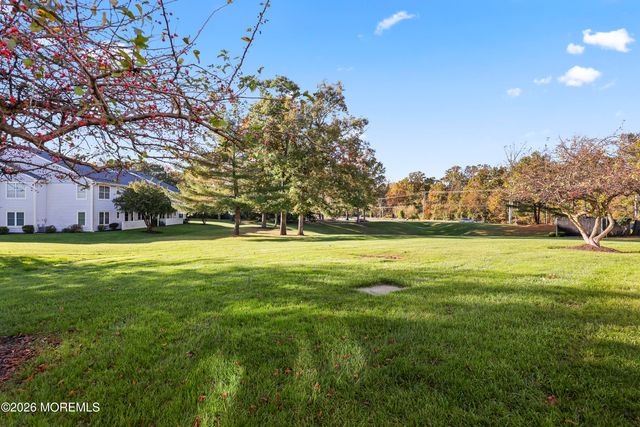 355 Sequoia Court, Howell, NJ 07731