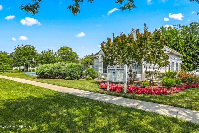 355 Sequoia Court, Howell, NJ 07731