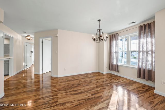 355 Sequoia Court, Howell, NJ 07731