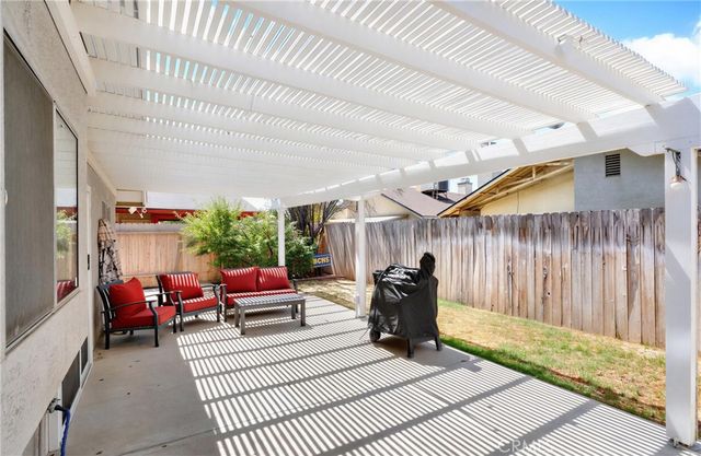 3927 Park View, Bakersfield, CA 93311