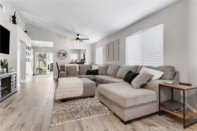 3927 Park View, Bakersfield, CA 93311