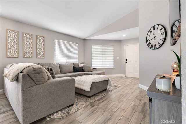 3927 Park View, Bakersfield, CA 93311