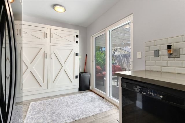 3927 Park View, Bakersfield, CA 93311