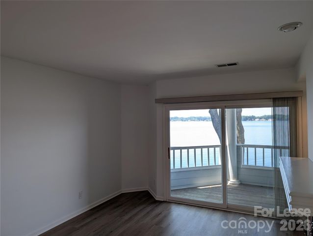 350 Northwest Drive, Davidson, NC 28036