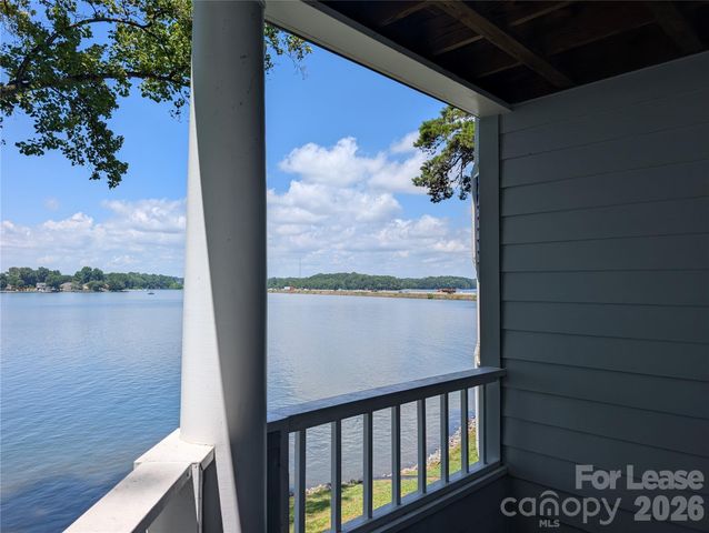 350 Northwest Drive, Davidson, NC 28036
