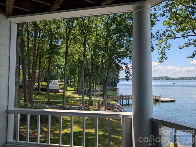 350 Northwest Drive, Davidson, NC 28036