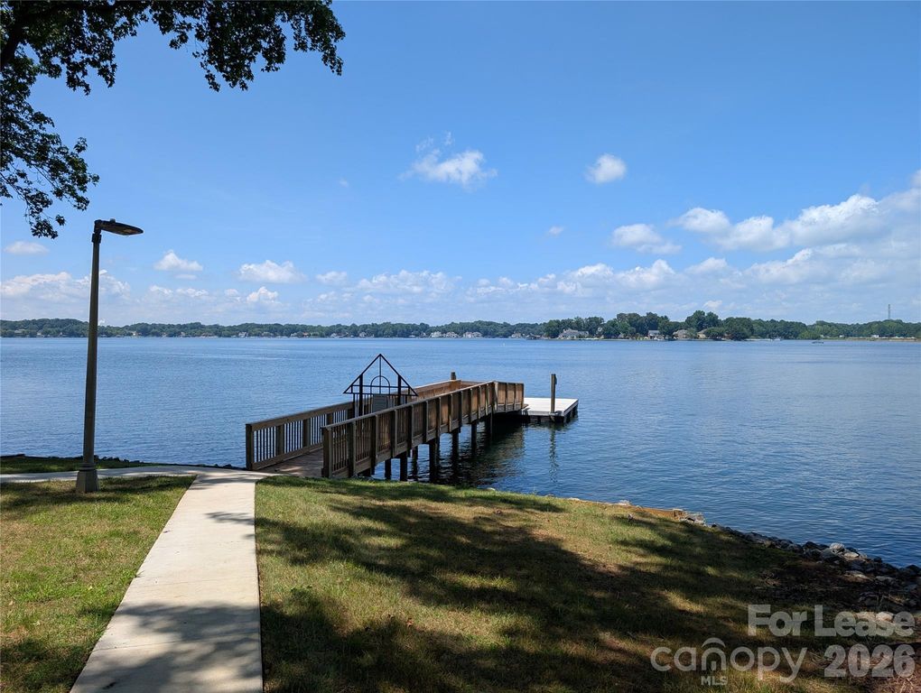 350 Northwest Drive, Davidson, NC 28036
