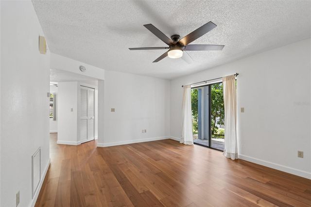 11800 PARK BLVD 401, Seminole, FL 33772