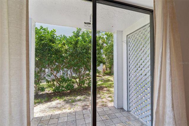 11800 PARK BLVD 401, Seminole, FL 33772