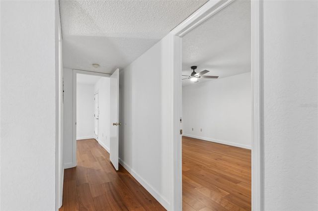 11800 PARK BLVD 401, Seminole, FL 33772