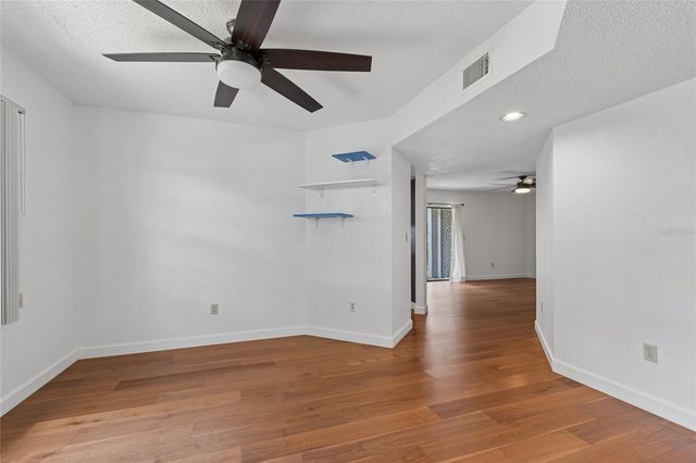 11800 PARK BLVD 401, Seminole, FL 33772