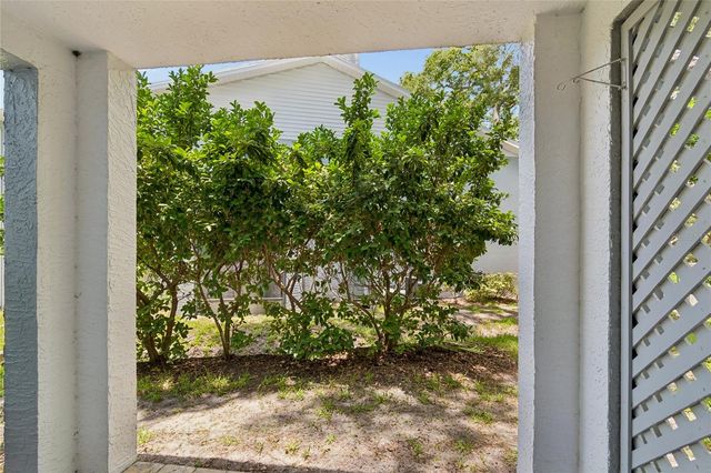 11800 PARK BLVD 401, Seminole, FL 33772