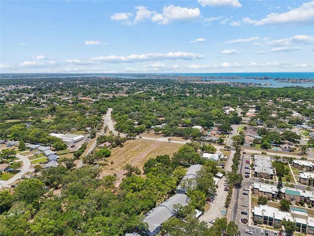 11800 PARK BLVD 401, Seminole, FL 33772