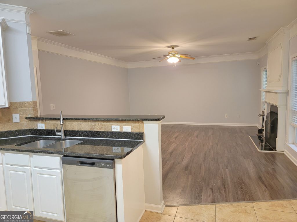 5855 Rives Drive, Alpharetta, GA 30004 — photo 3