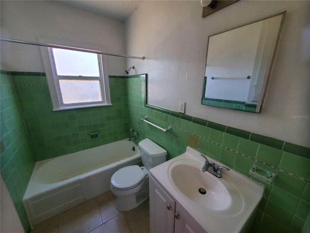 2300 5TH STREET S, St Petersburg, FL 33705