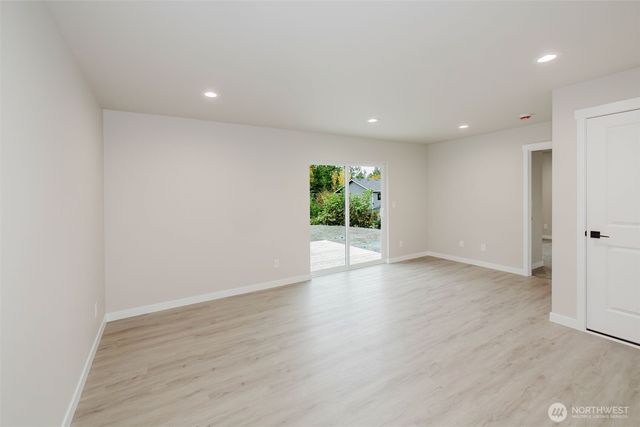 110 E Ellinor Peak Place, Belfair, WA 98528