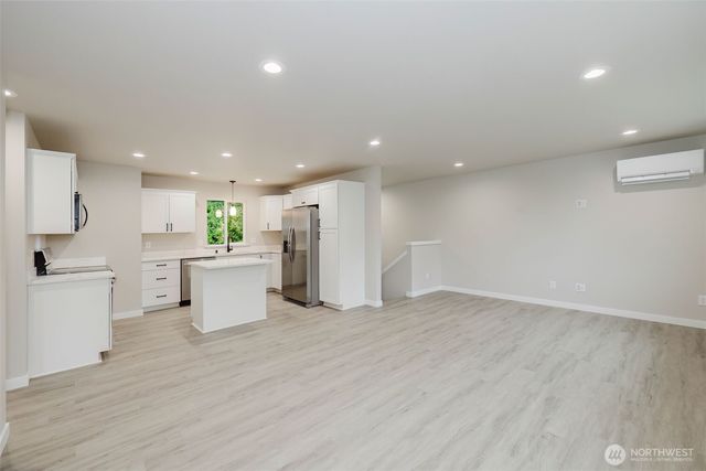 110 E Ellinor Peak Place, Belfair, WA 98528